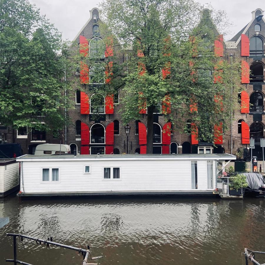 Houseboat Bonnie Bed and breakfast *