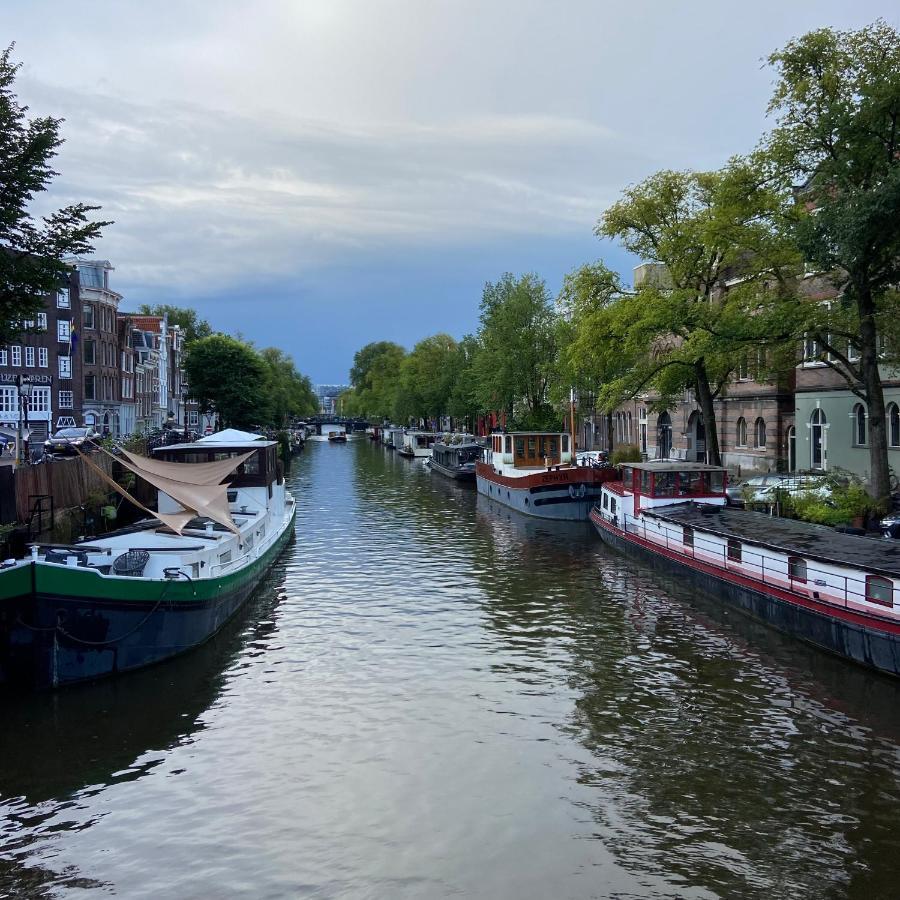 Houseboat Bonnie Bed and breakfast *