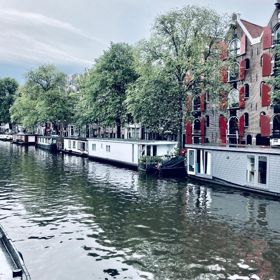 Bed and breakfast Houseboat Bonnie *